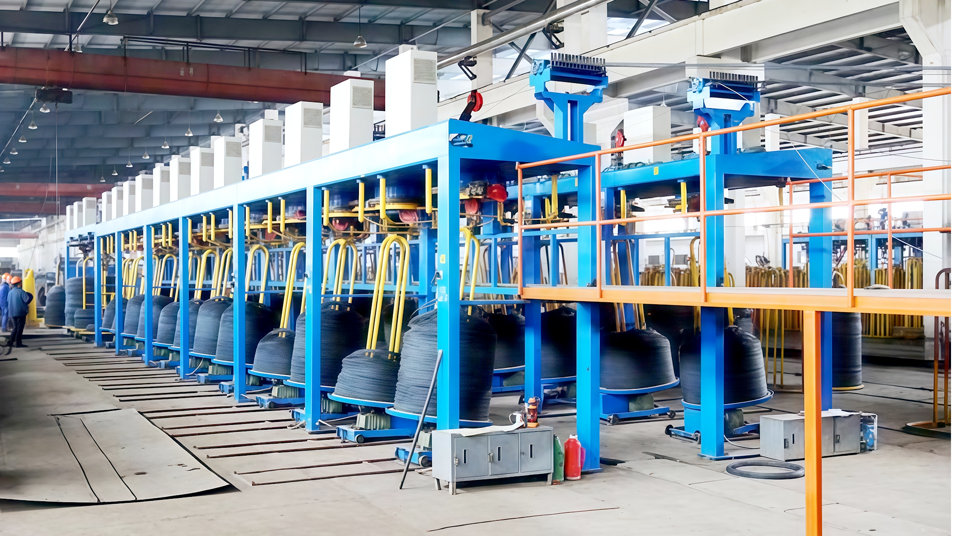 Hvordan sikrer Wire Take-Up Machine ensartet spænding under wireviklingsprocessen?